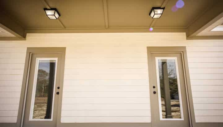 hardie-plank-siding-installation-min-min in Long Beach